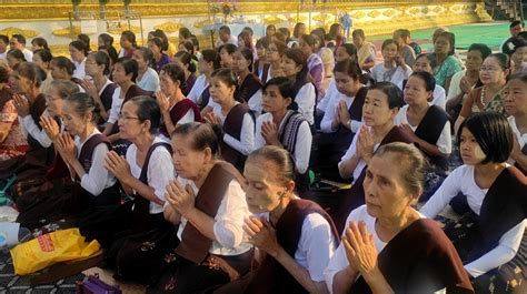 လီး မင်းသာ .